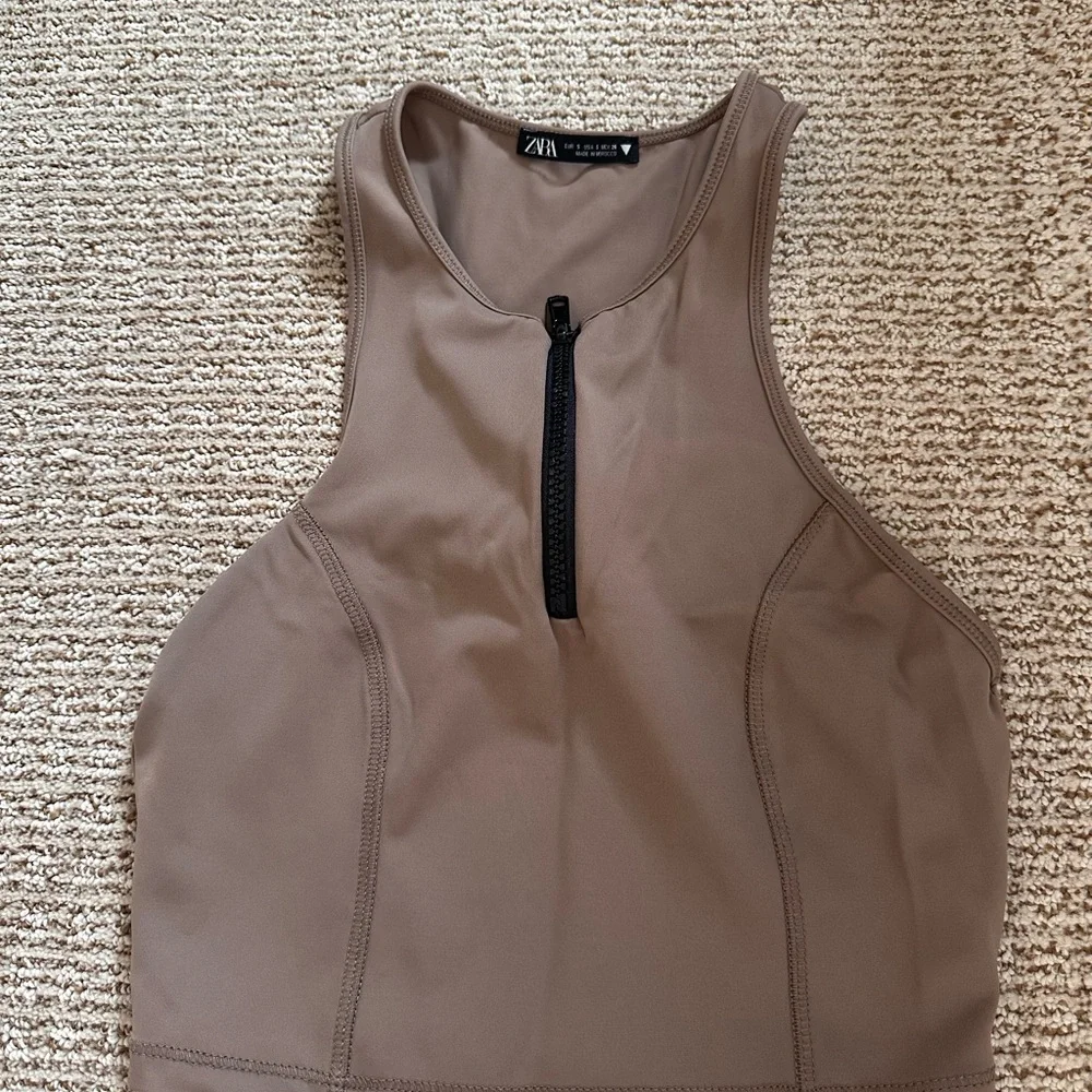 Zara Tan Fitted Zippered Tank Top - Picture 1 of 5